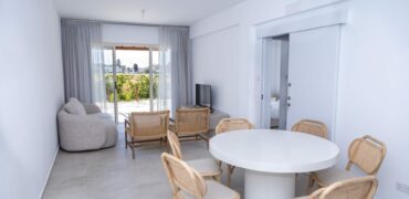 Kato Paphos 2 Bedroom Apartments / Penthouses For Sale LPT81358
