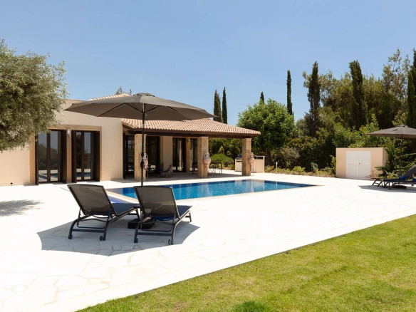 Paphos Aphrodite hills 2Bdr Villa For Sale NGM14926