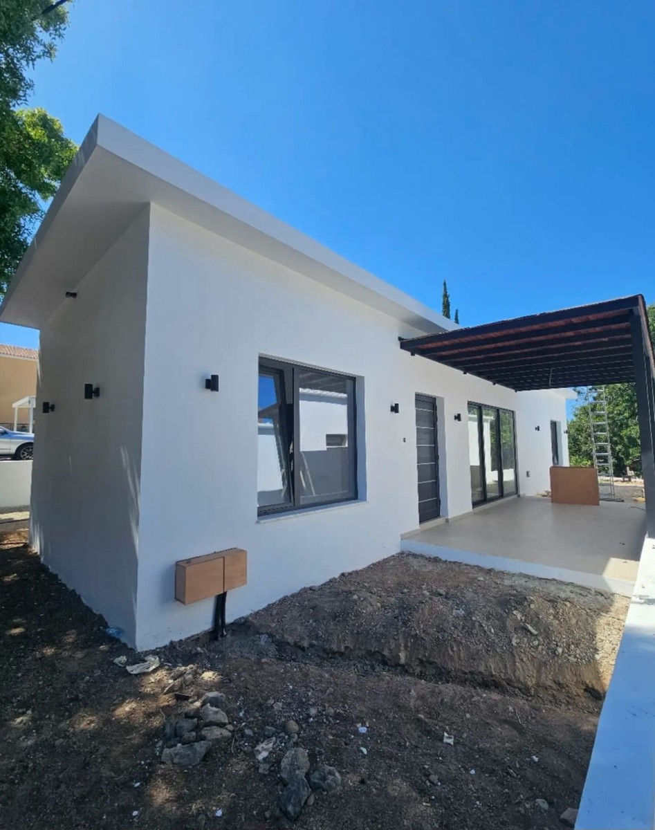 Paphos Chlorakas 2Bdr Bungalow For Rent DTC4948