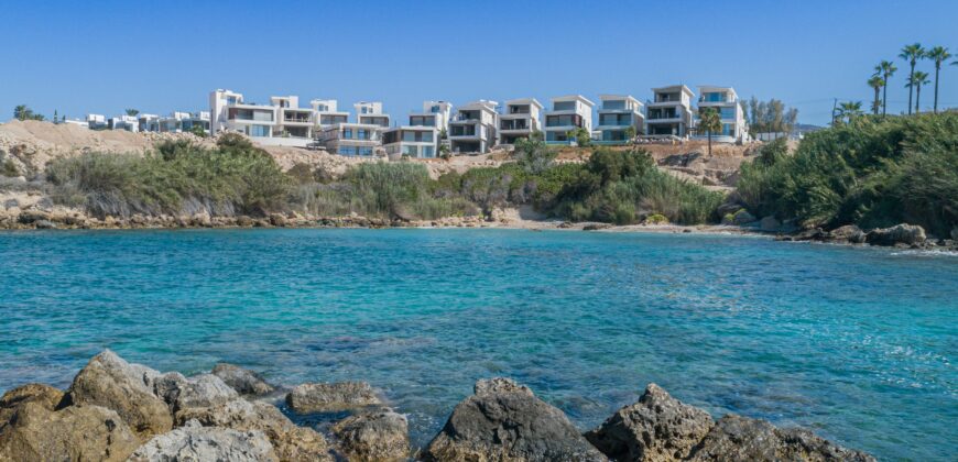 Paphos Kissonerga 5 Bedroom Villas / Houses For Sale LPT13639