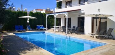 Paphos Kissonerga 3Bdr Semi Detached Villa For Rent DTC3613