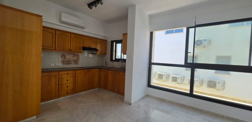 Paphos Paphos Town 3Bdr Apartment For Rent DTC4945