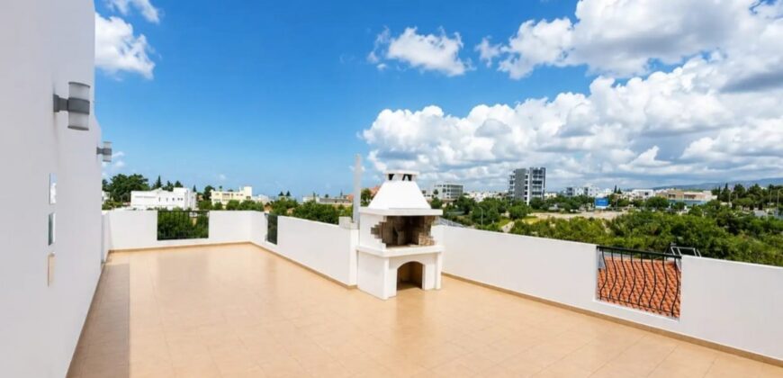 Paphos Paphos Town 2Bdr Penthouse For Rent DTC4959