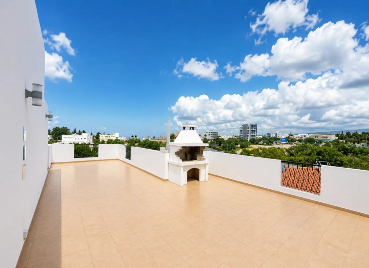 Paphos Paphos Town 2Bdr Penthouse For Rent DTC4959