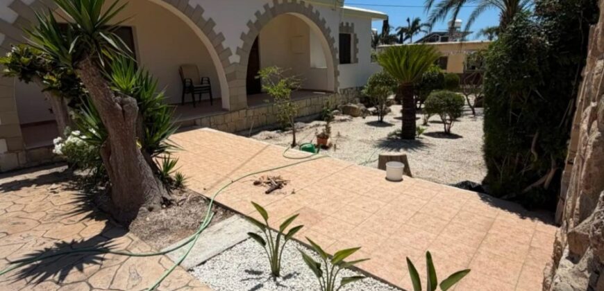 Paphos Peyia – Coral Bay 3Bdr Bungalow For Rent DTC5001