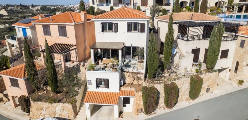 Paphos Tsada Paphos 3Bdr Town House Maisonette For Sale WWR31359