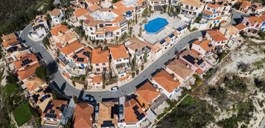 Paphos Tsada Paphos 3Bdr Town House Maisonette For Sale WWR31359