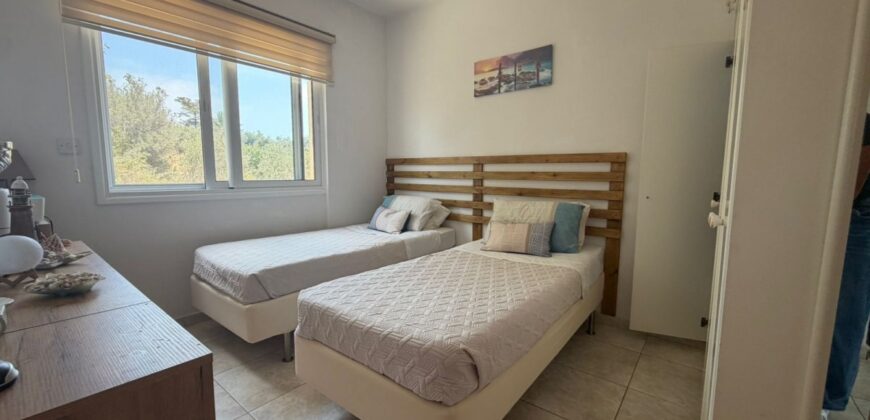 Paphos Moutallos 2 Bedroom Apartment For Sale KW7MD0083S