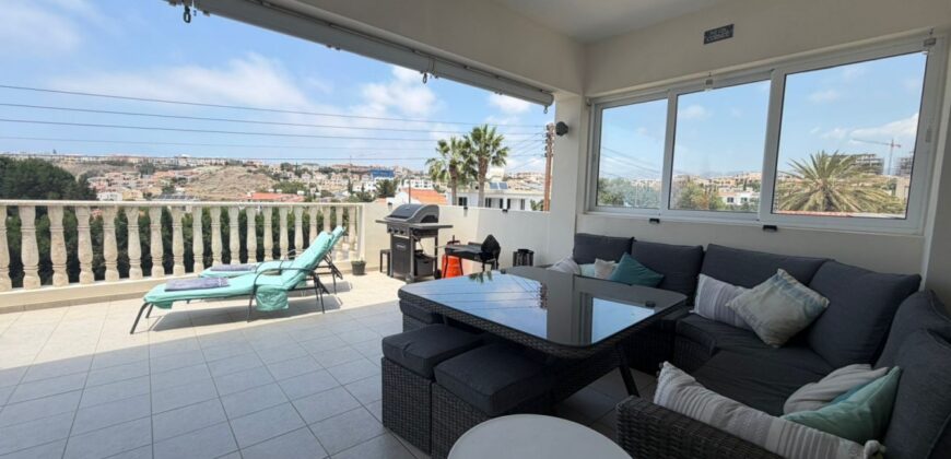 Paphos Moutallos 2 Bedroom Apartment For Sale KW7MD0083S