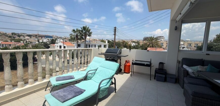 Paphos Moutallos 2 Bedroom Apartment For Sale KW7MD0083S