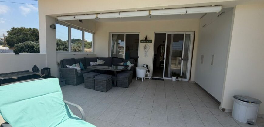 Paphos Moutallos 2 Bedroom Apartment For Sale KW7MD0083S