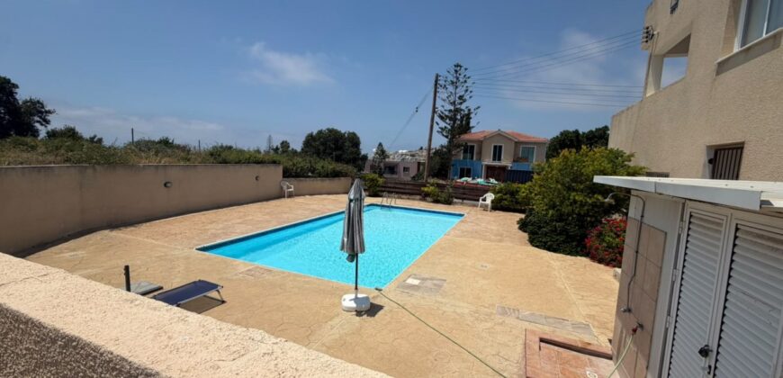 Paphos Moutallos 2 Bedroom Apartment For Sale KW7MD0083S