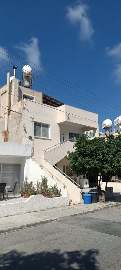 Paphos Paphos 3 Bedroom Apartment For Sale KW7YD0017S