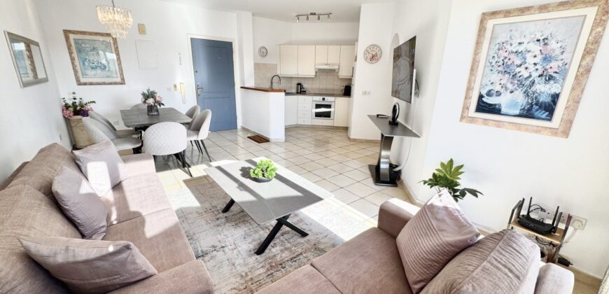Paphos Kato Paphos 2 Bedroom Apartment For Sale KW7PS0021S