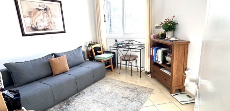 Paphos Kato Paphos 2 Bedroom Apartment For Sale KW7PS0021S