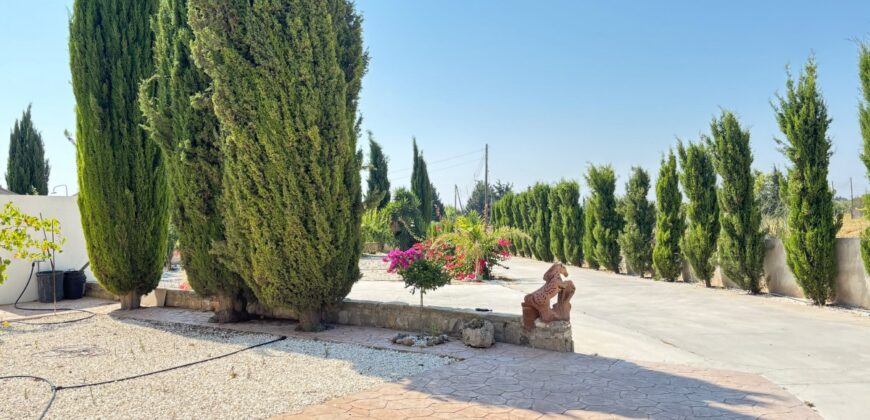 Paphos Tsada 6 Bedroom Villa For Sale KW7MD0085S