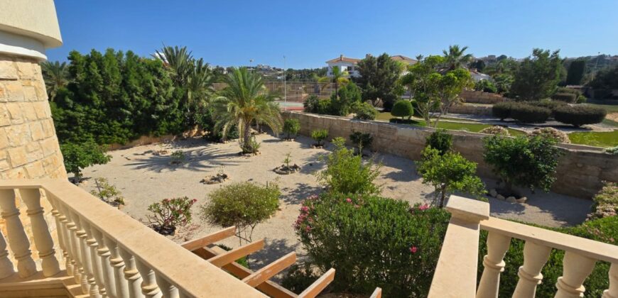 Paphos Peyia 4 Bedroom Villa For Sale KW7WT0025S