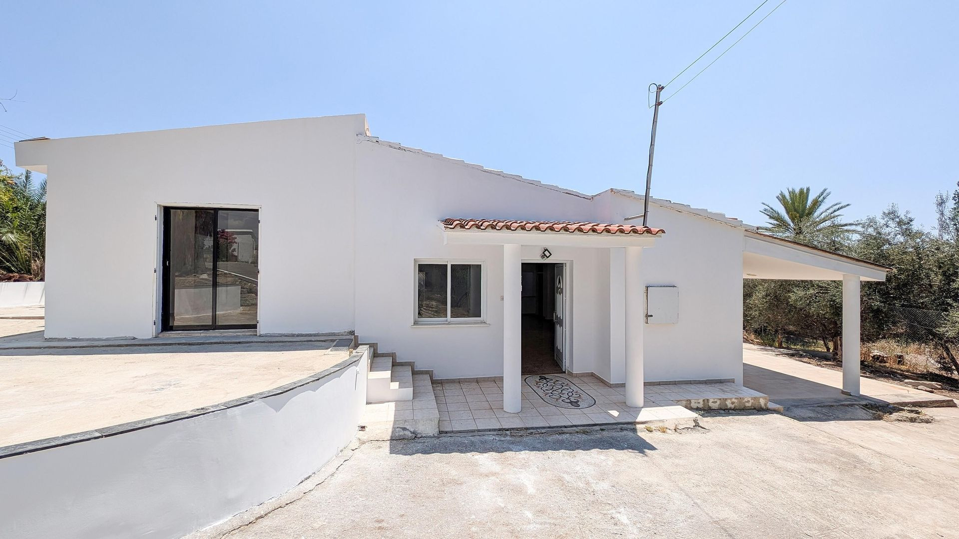 Paphos Anarita 4Bdr Bungalow For Sale UQH4719