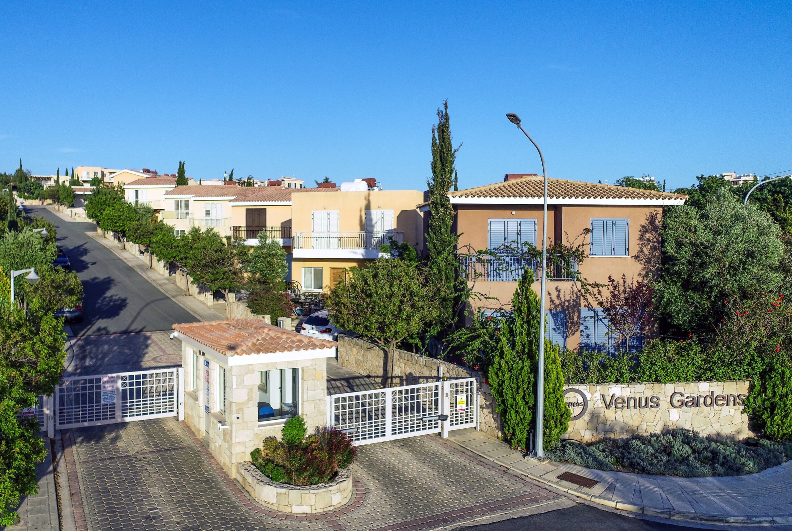 Paphos Chloraka 2 Bedroom Apartments / Penthouses For Sale LPT46348