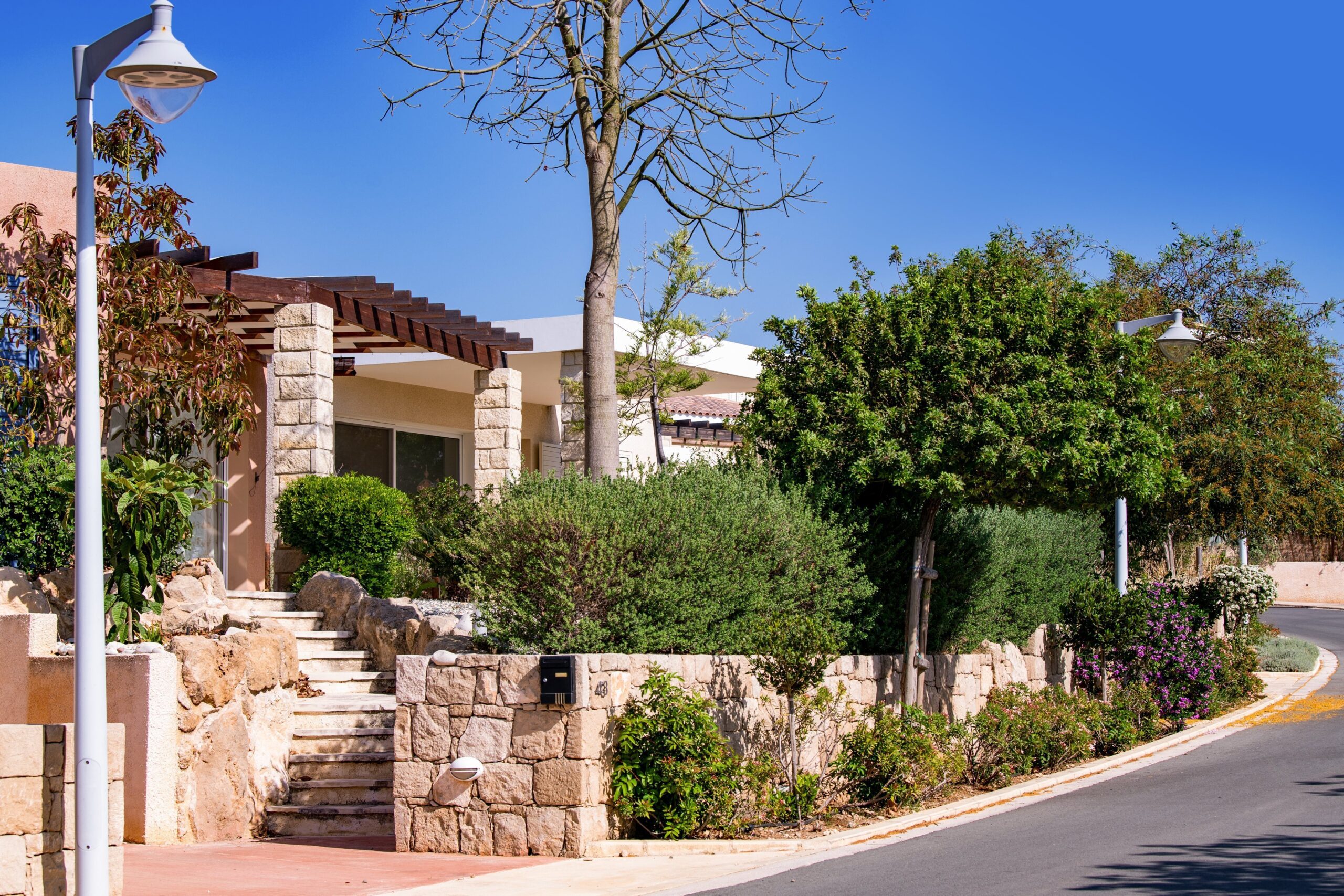 Paphos Chloraka 2 Bedroom Apartments / Penthouses For Sale LPT46348