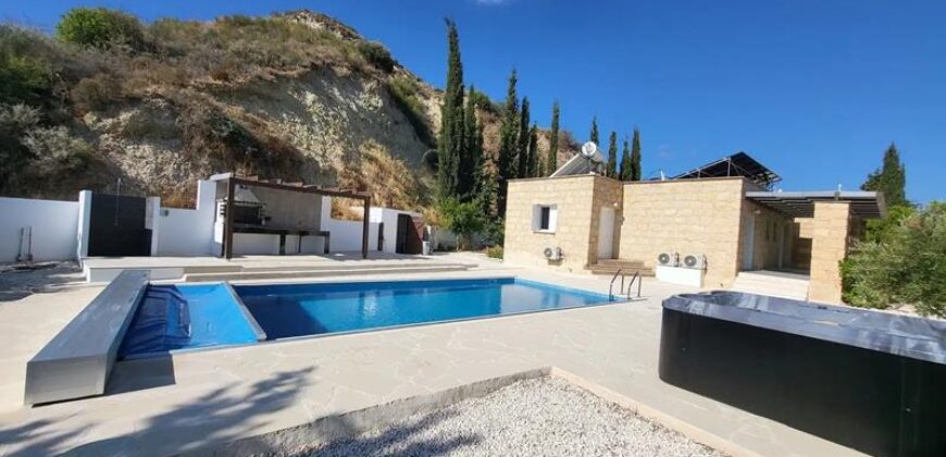 Paphos Droushia 5Bdr Villa For Sale VLSJOEVDRSLV-V