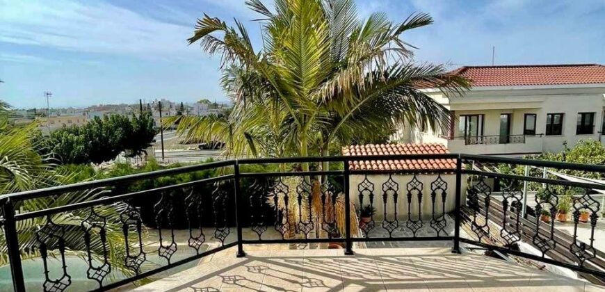 Paphos Geroskipou Detached Villa 4Bdr For Sale CPNC12110