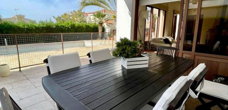 Paphos Geroskipou Detached Villa 4Bdr For Sale CPNC12110