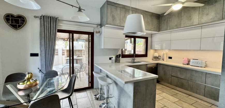 Paphos Mesogi Villa For Sale TPH8080