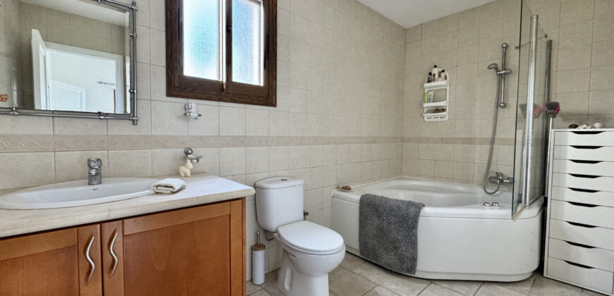 Paphos Mesogi Villa For Sale TPH8080