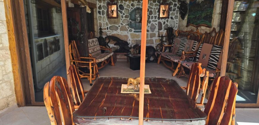Paphos Milia Detached Villa 7Bdr For Sale CPNC12178