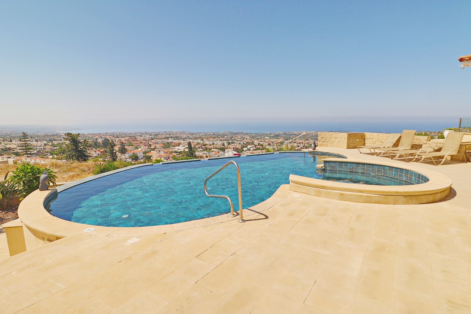 Paphos Peyia 2Bdr Apartment For Sale SKR18441