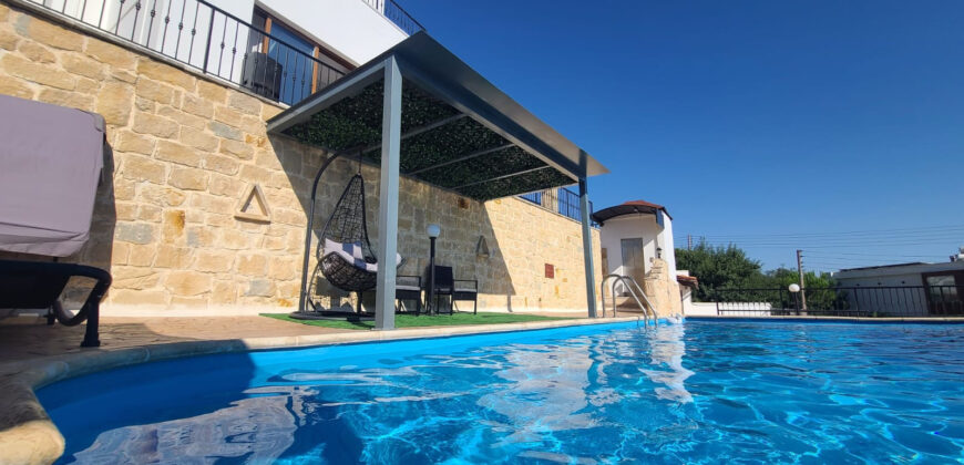 Paphos Tsada 4Bdr Villa For Sale UQH4721