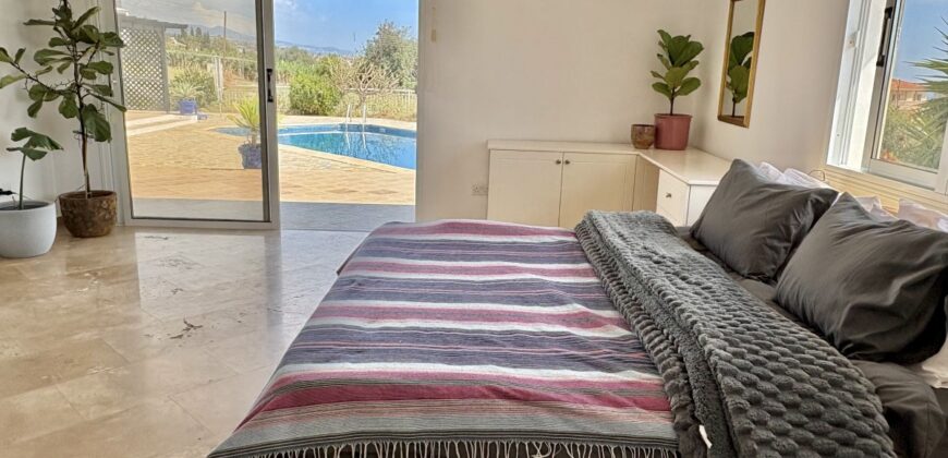 Paphos Peyia – Sea Caves 4 Bedroom Bungalow For Sale KW7ALC0002S