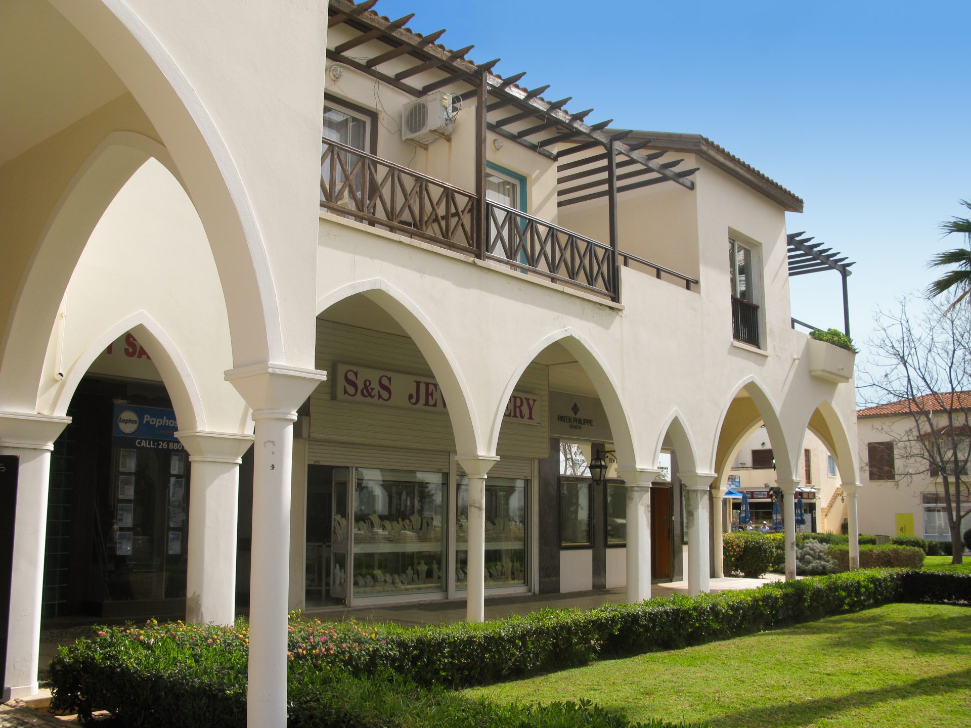 Kato Paphos Shops / Commercial Buildings For Sale LPT23662