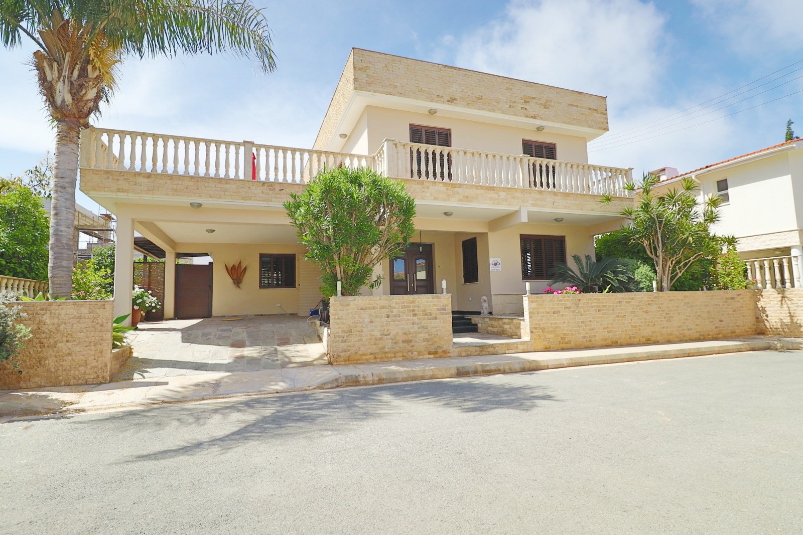 Paphos Agios Georgios 4Bdr Detached Villa For Sale SKR18371
