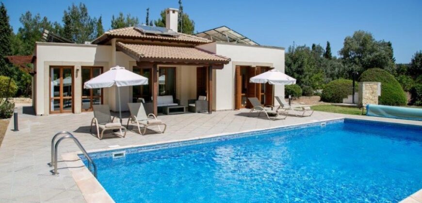 Paphos Aphrodite Hills Golf Resort Bungalow For Sale KTM108602