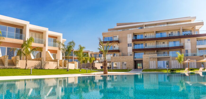 Paphos Chloraka 3 Bedroom Apartments / Penthouses For Sale LPT64830