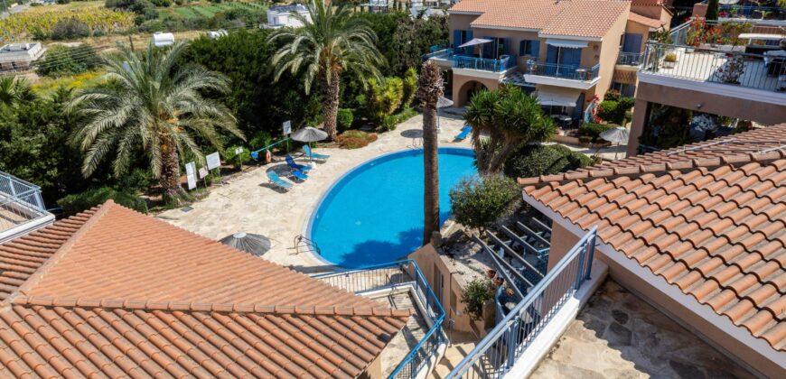 Paphos Chloraka 4 Bedroom Villas / Houses For Sale LPT39056