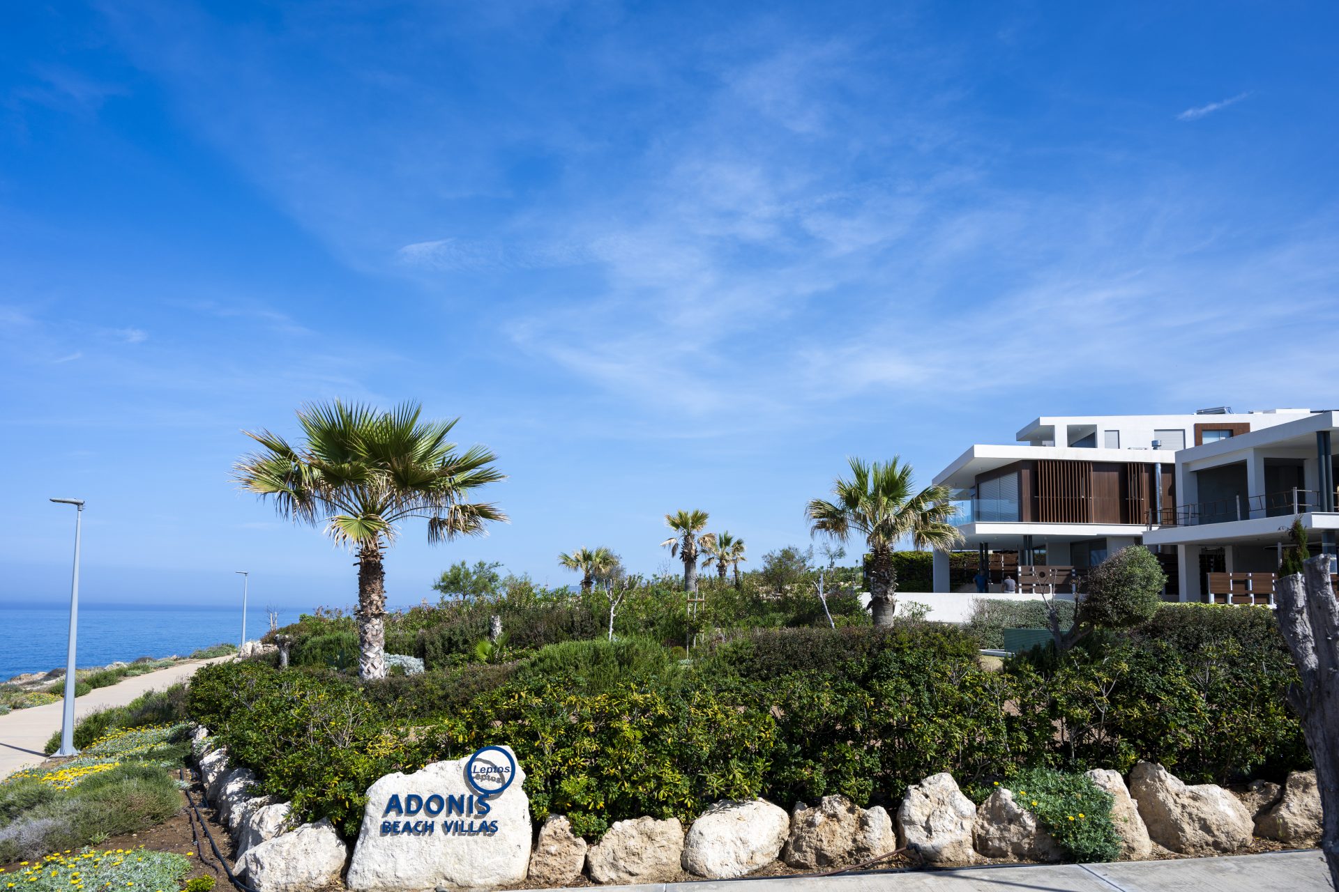 Paphos Chloraka 6 Bedroom Villas / Houses For Sale LPT61991