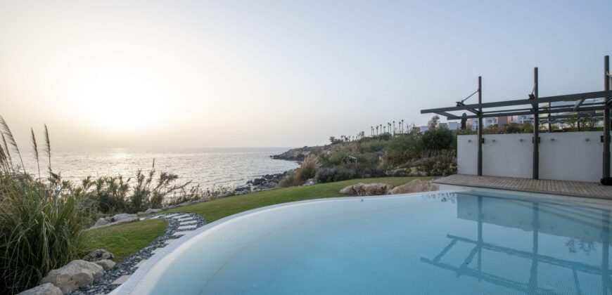 Paphos Chloraka 6 Bedroom Villas / Houses For Sale LPT62053