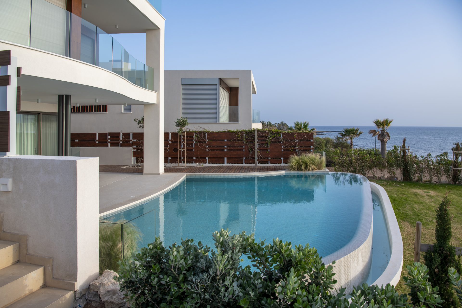 Paphos Chloraka 6 Bedroom Villas / Houses For Sale LPT62207