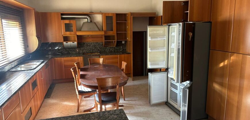 Paphos Chlorakas 7Bdr Villa For Sale VLSPGHOTSLV
