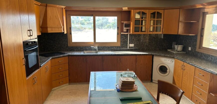Paphos Chlorakas 7Bdr Villa For Sale VLSPGHOTSLV