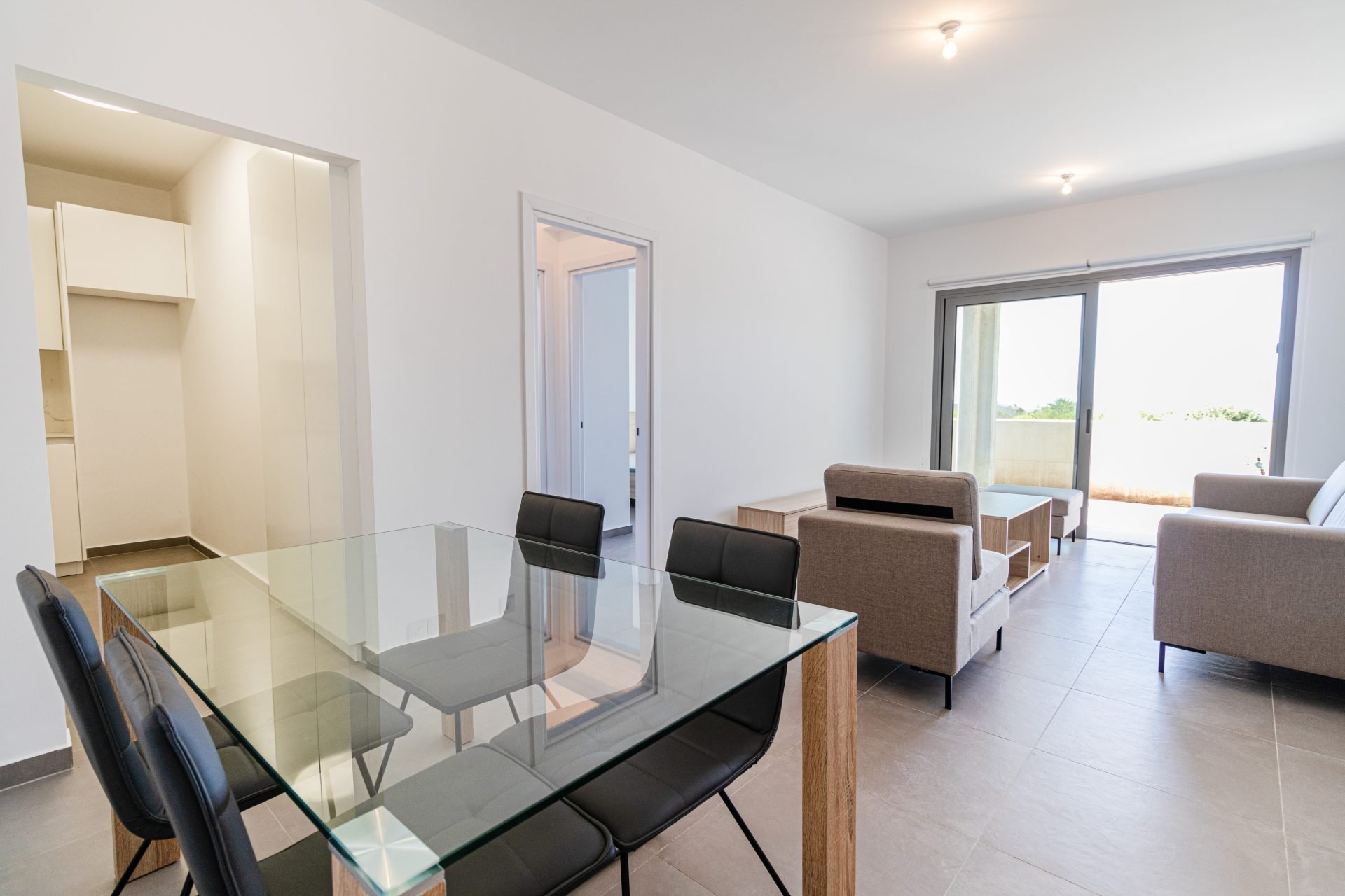 Paphos Coral Bay 2 Bedroom Apartments / Penthouses For Sale LPT38986