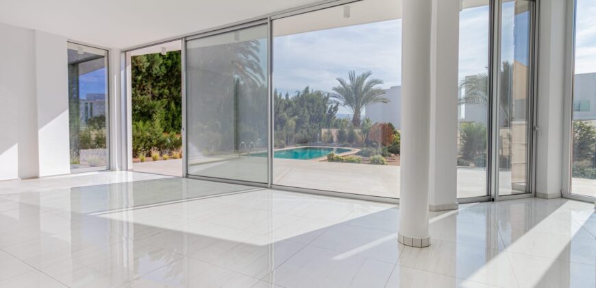 Paphos Coral Bay 4 Bedroom Villas / Houses For Sale LPT10522