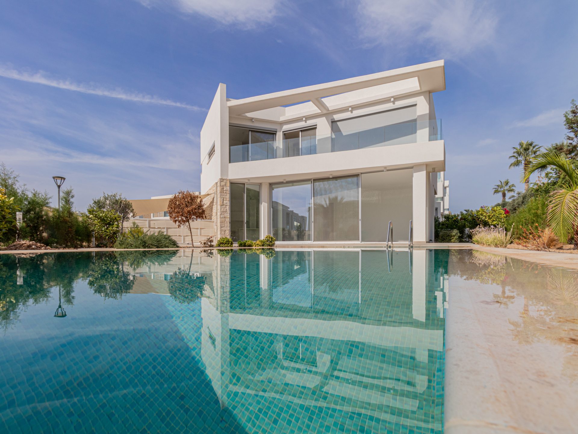 Paphos Coral Bay 4 Bedroom Villas / Houses For Sale LPT10522