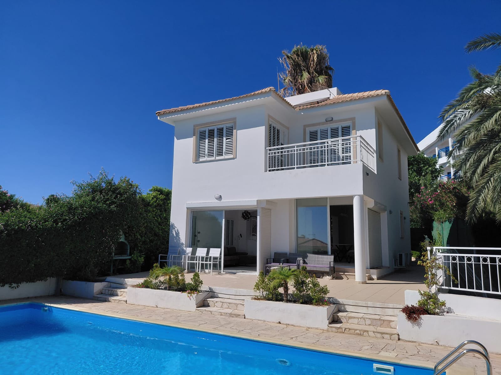 Paphos Coral Bay 5Bdr Villa For Sale VLSJOCB5BSLV