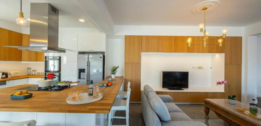 Paphos Coral Bay 6Bdr Villa For Sale VLSJCBSLV
