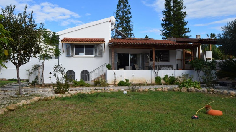 Paphos Coral Bay Detached Villa For Sale KTM100074