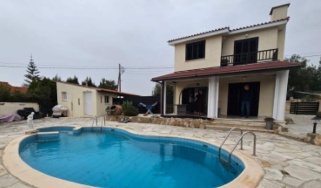Paphos Kamares 3Bdr Villa For Sale VLSLEP-ZE-V110